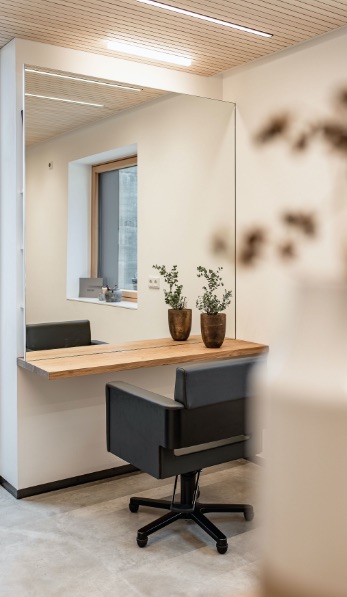 HAARWERK - Frisor Salon